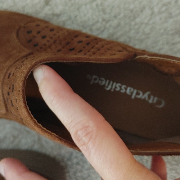 Booties - Picture 4 of 4